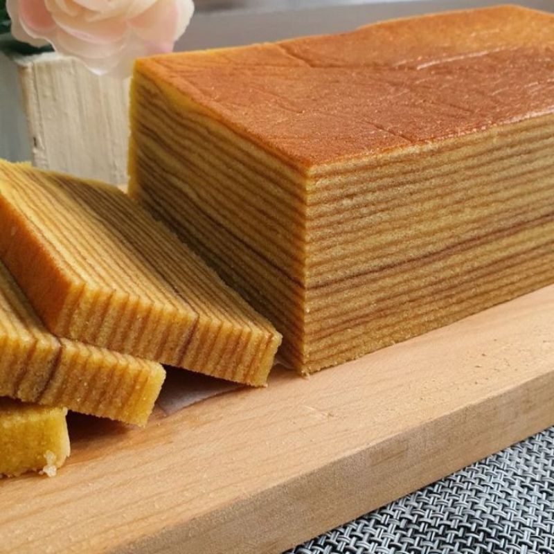 

Lapis Legit Original Premium Ukuran 20 x 20 cm (HALAL)