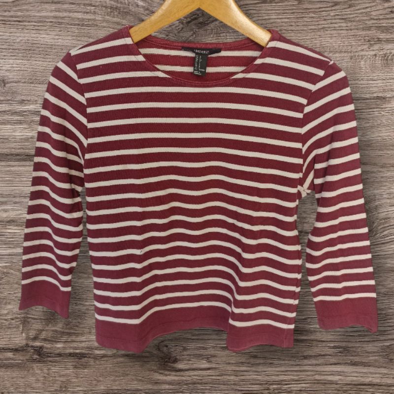 atasan rajut kekinian wanita - Preloved Baju wanita salur
