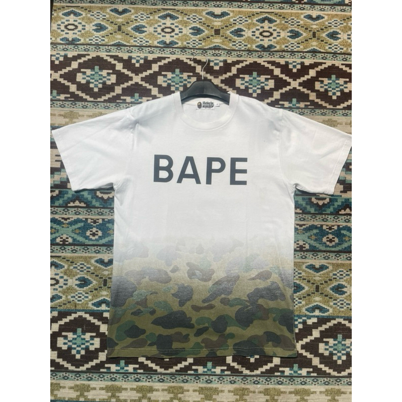 KAOS BAPE / A BATHING APE  BEKAS / SECOND SIZE L AUTENTIC/ORIGINAL 100% MINES SLIDE TERAKHIR ( BUTUH