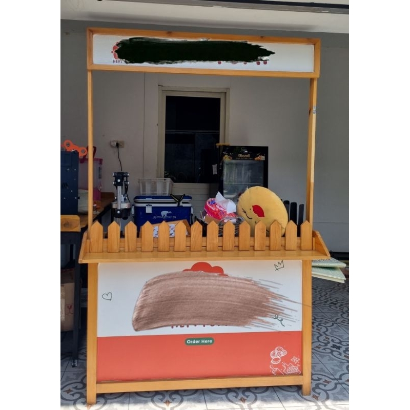 Rombong/booth portable jualan preloved/bekas