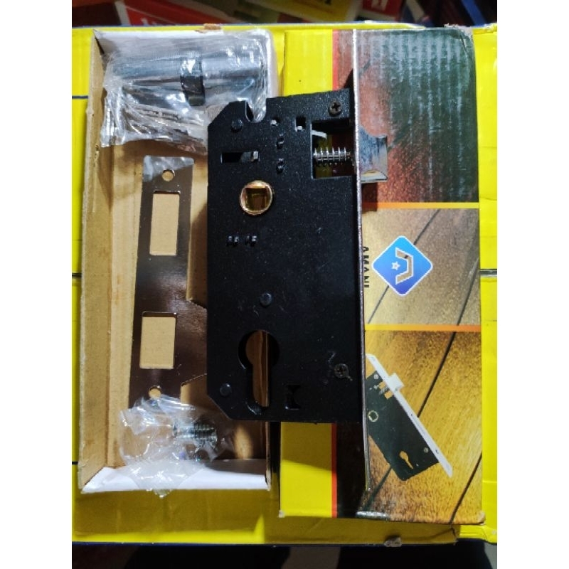 Body Kunci Pintu/Body Lidah Pintu