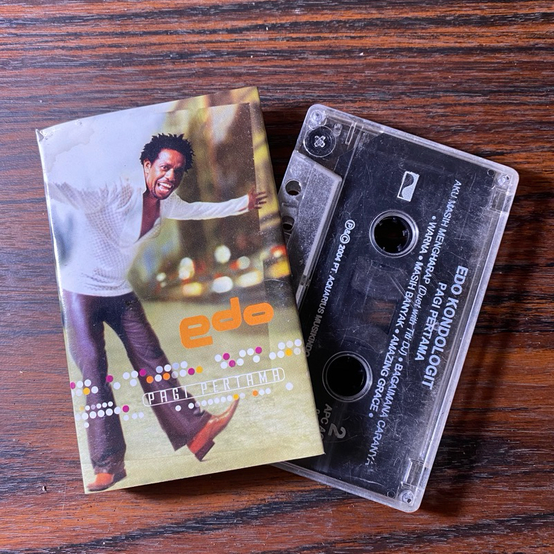 KASET PITA EDO KONDOLOGIT - PAGI PERTAMA