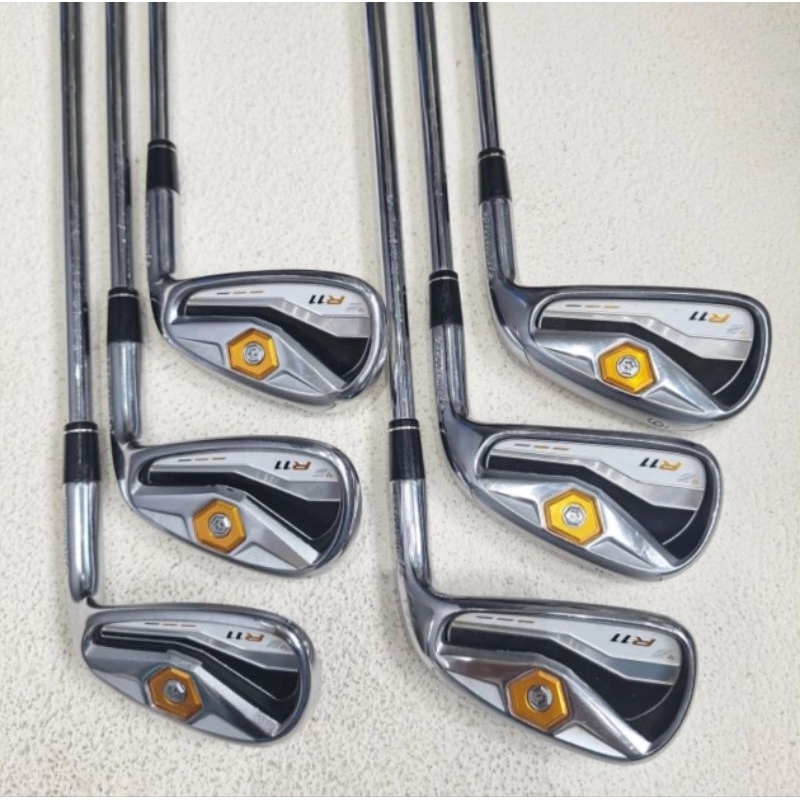 Taylormade R11 Iron Set