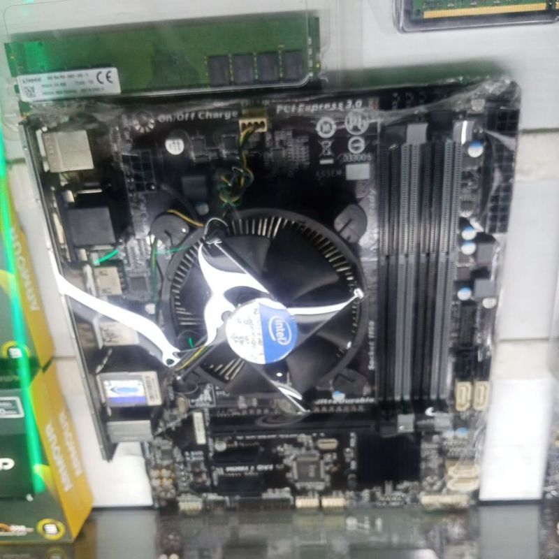 Mobo Gigabyte b85 paket processor core i7-4790 like mew