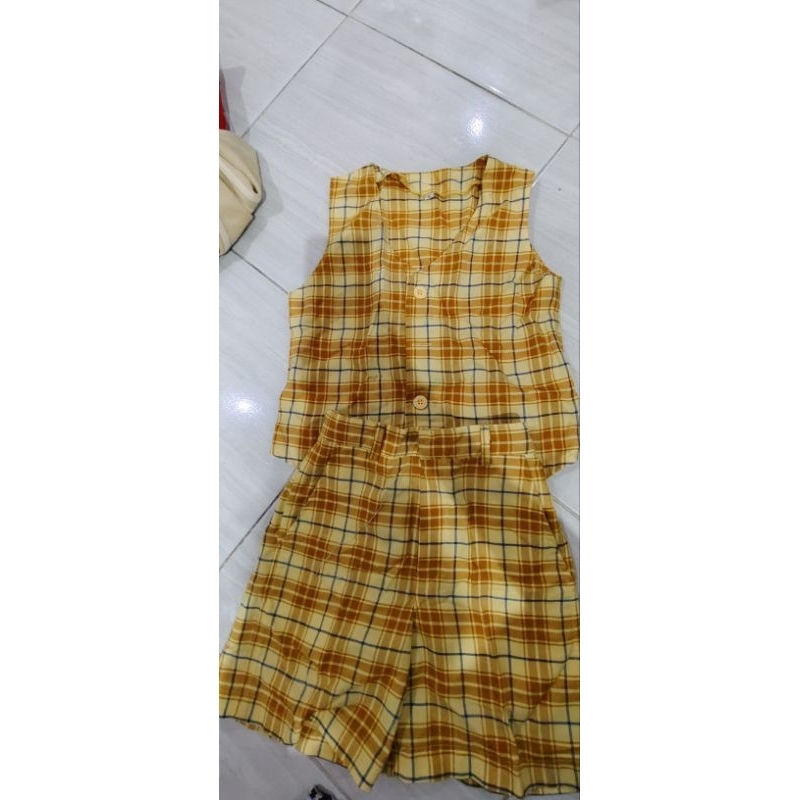 seragam tk penabur kotak kuning dan kemeja putih XL,seragam olahraga ukuran XL