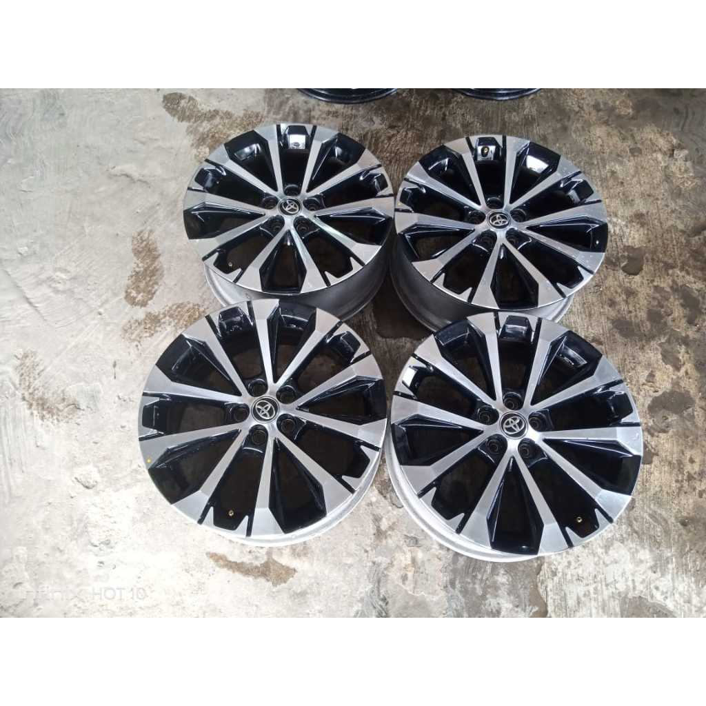 VELG OEM MOBIL TOYOTA AVANZA VELOZ RING 17 LUBANG PCD 5X100 B/P ORIGINAL KONDISI AMAN SIAP PAKAI