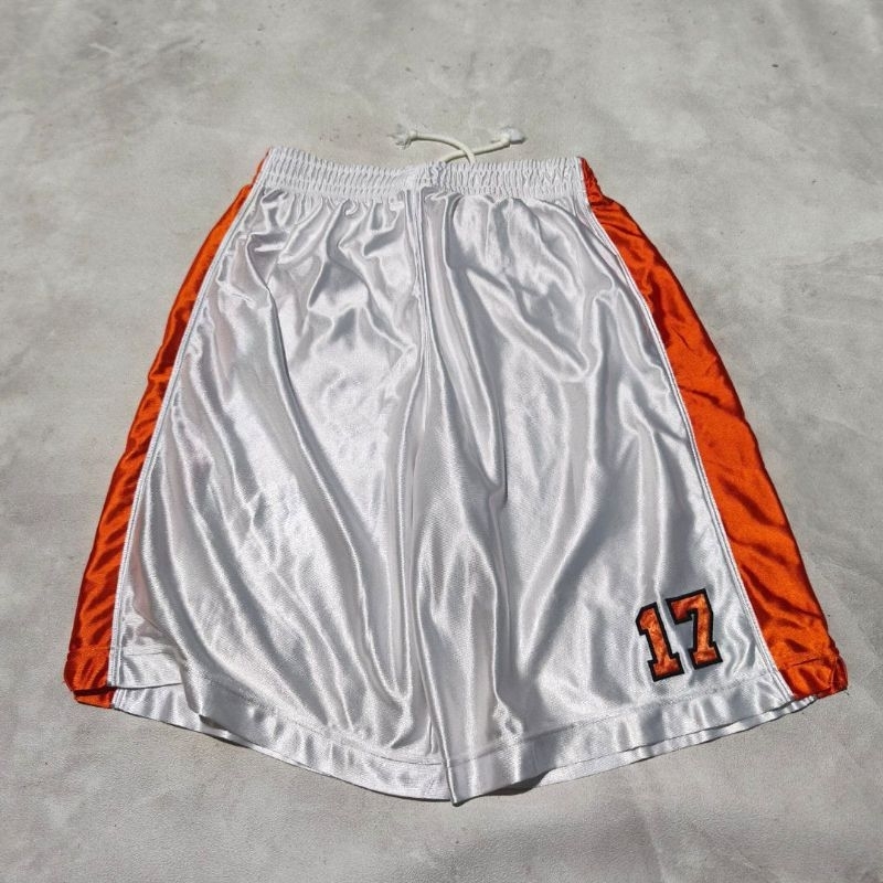 Celana pendek olahraga basket pria Converse putih list orange