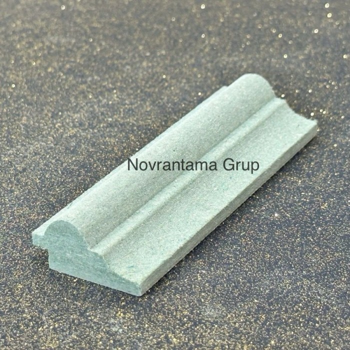 LIS PROFIL HMR P-14 / LIS HMR / PROFIL HMR / WALL MOULDING HMR / LIS PANEL HMR / WALL MOULDING HMR H