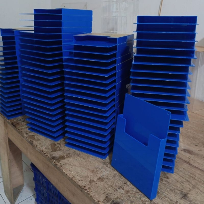 

Tempat brosur a4/Akrilik tempat brosur warna biru