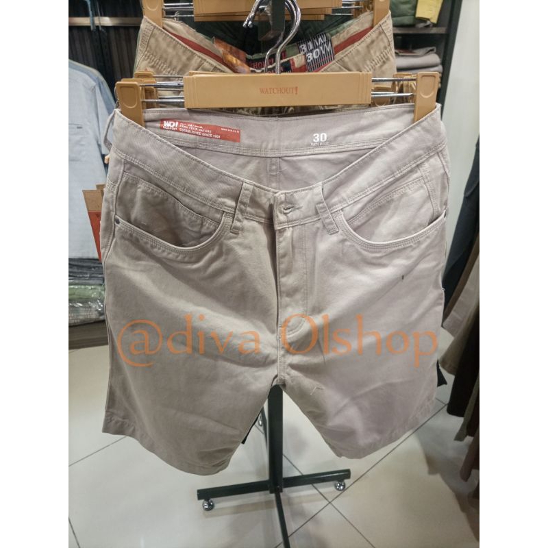 WATCHOUT CASUAL ORIGINAL NEW ARRIVAL CELANA PENDEK PRIA