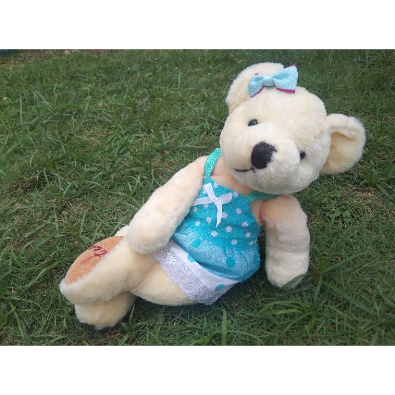 boneka teddy gund dress