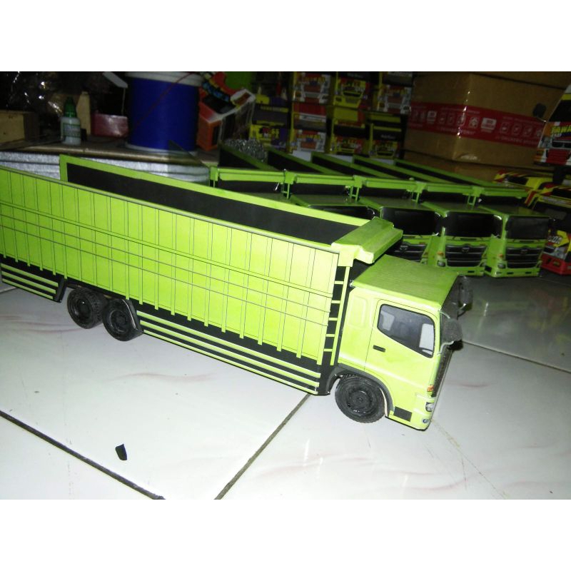 miniatur truk tronton
