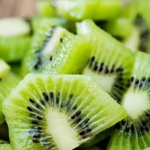 

buah potong kiwi fresh