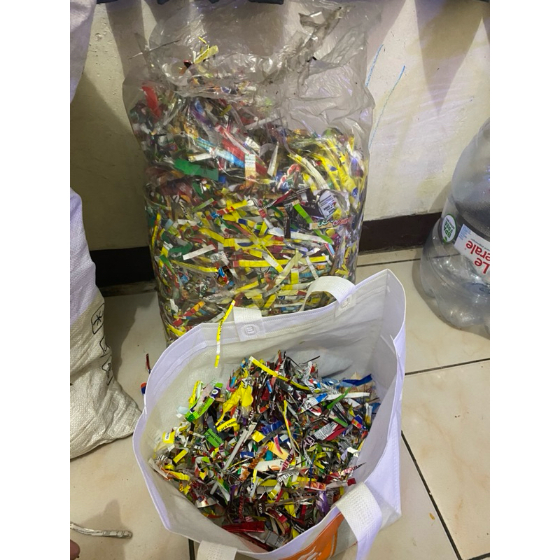 OLIT PLASTIK POTONGAN CACAH 500 GRAM BERSIH ECOBRICK KERAJINAN TERLAKU