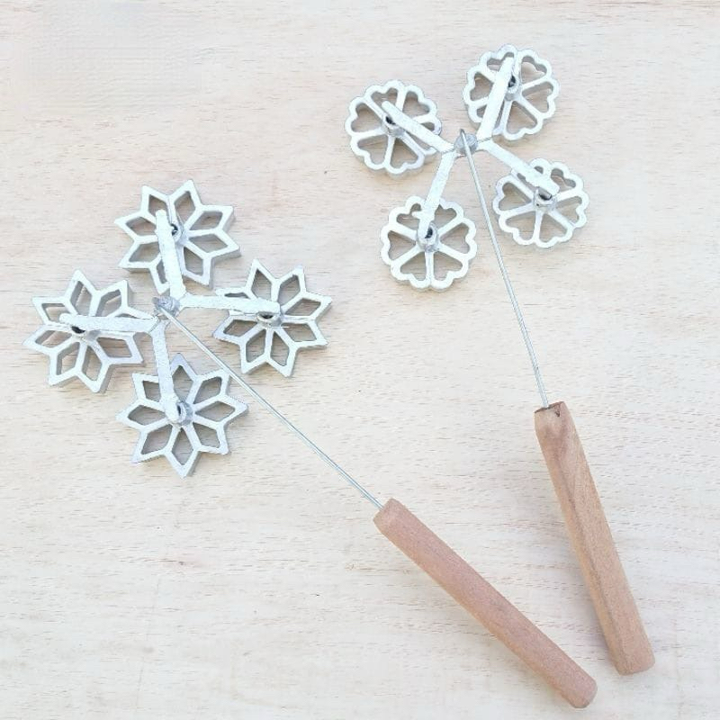 Cetakan Kembang Goyang Isi 4 (Kecil)