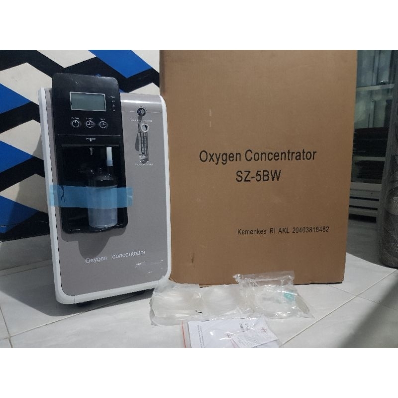Oxygen concentrator SZ-5BW (5L)