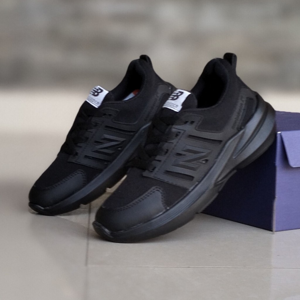 Sepatu Sekolah Hitam polos Sepatu Sekolah Anak SMP SMA Sepatu Runing