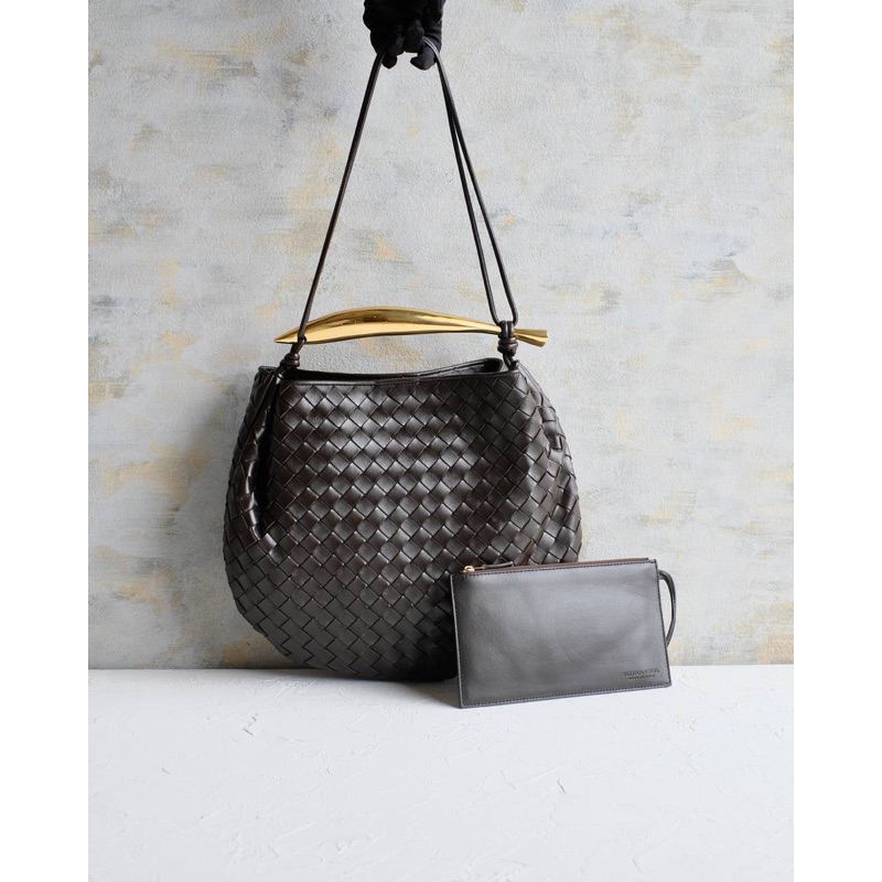 READY ON SALE   Bottega Veneta BV Sardine Medium Bag in Fondant (2)  Comes with shoulder strap & pou