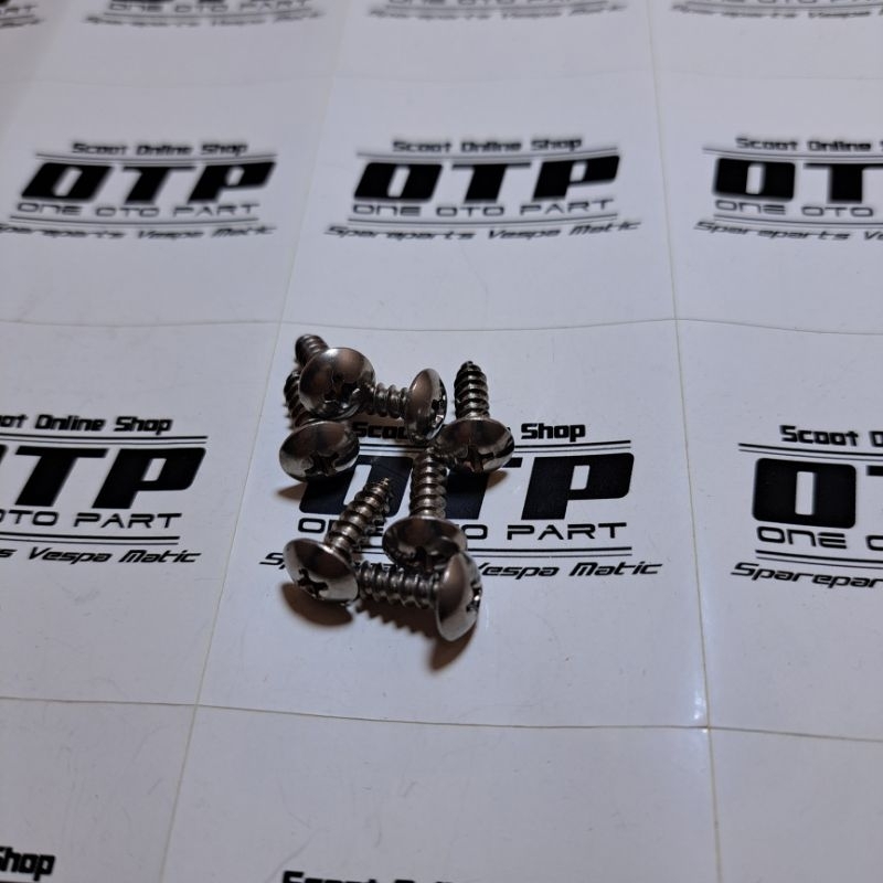 Baut Sekrup List Body Atas Vespa Matic Sprint Primavera
