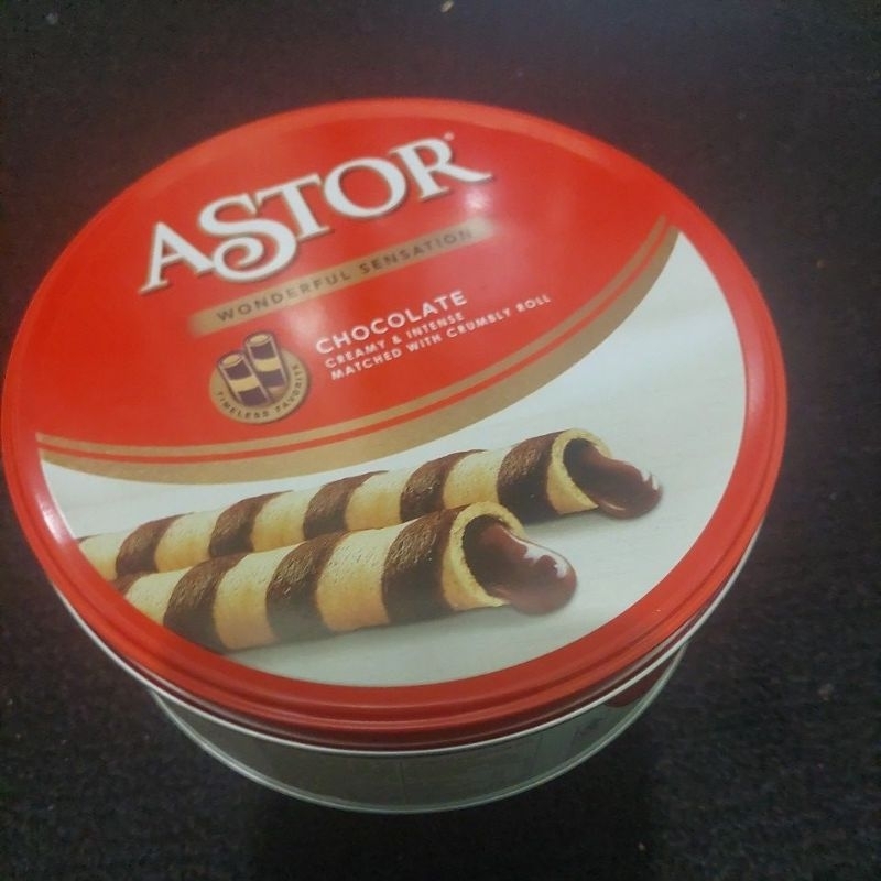 

Kaleng Kosong Bekas Biskuit 156 gram