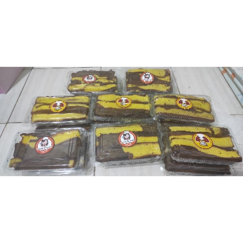 

PINGGIRAN LIVANA LAPIS LEGIT PREMIUM LEMBUT ENAK