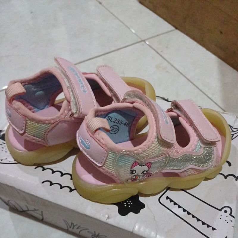 Sepatu Anak Crocodile