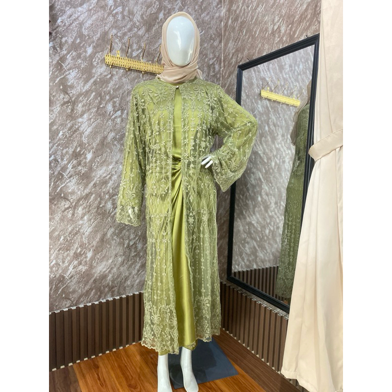 SET ROK LILIT OUTER BROKAT