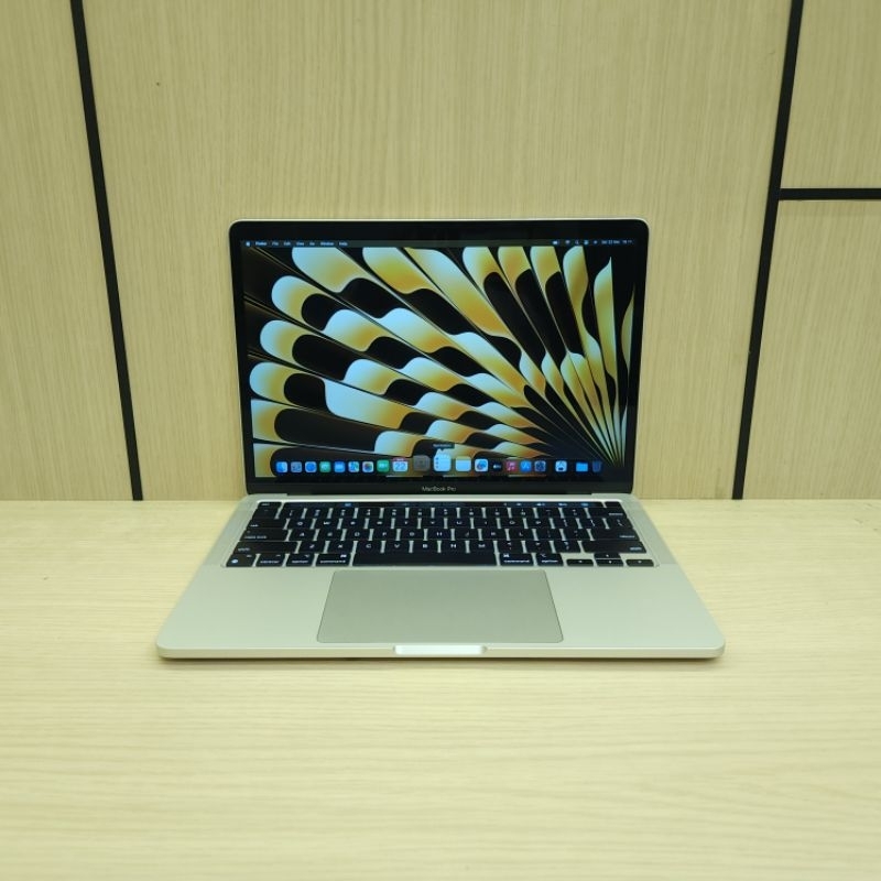 MacBook Pro 13 2020 M1 CTO BTO RAM 16GB SSD 512GB Touchbar 02