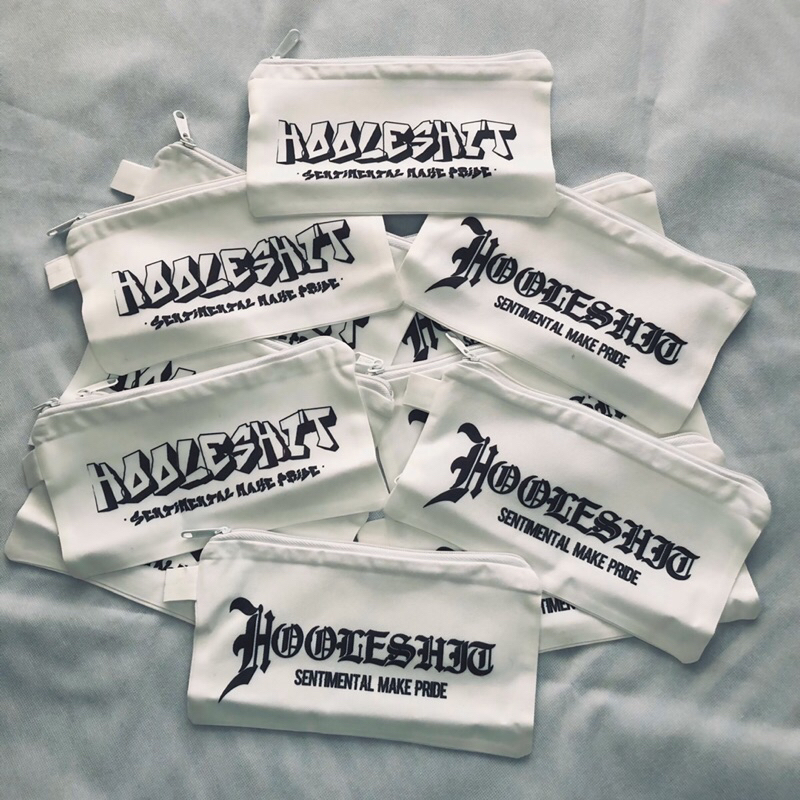 

HooleShit - PENSIL CASE / TEMPAT PENSIL MOTIF AESTHETIC CULTURE