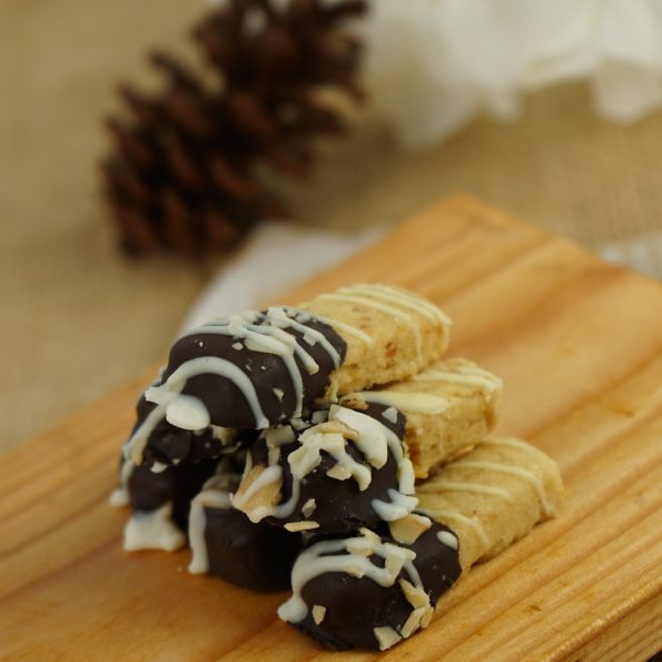 

ALMOND CHEESE COKLAT - KUE KERING - INA COOKIES