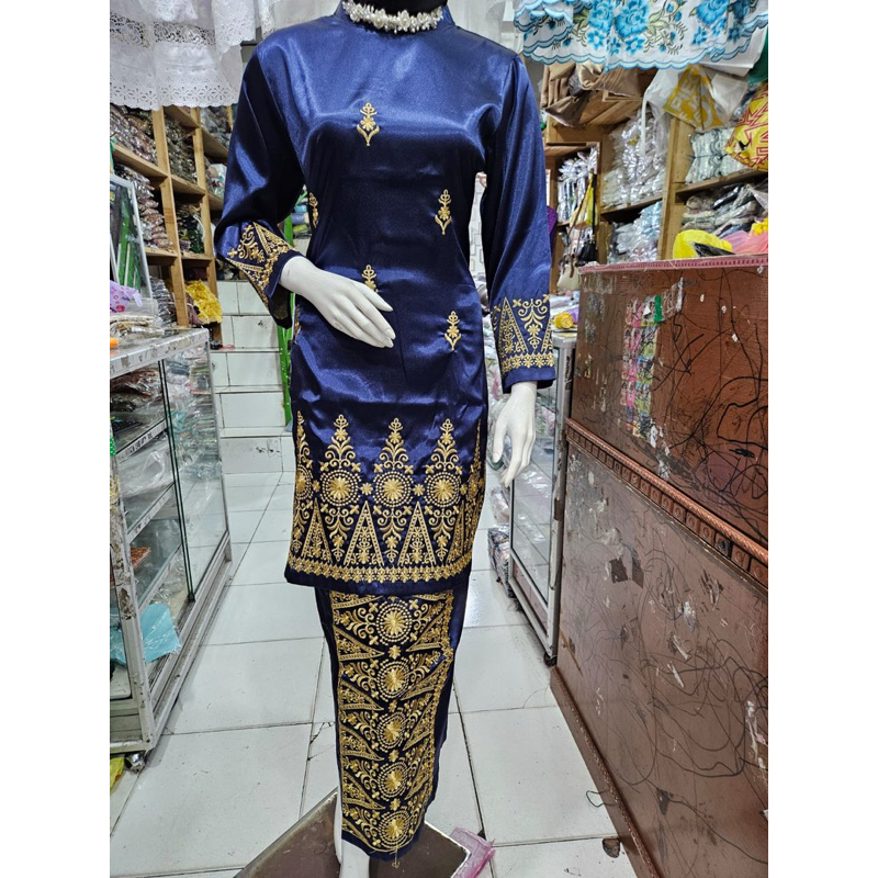 STELAN BORDIR BENANG EMAS