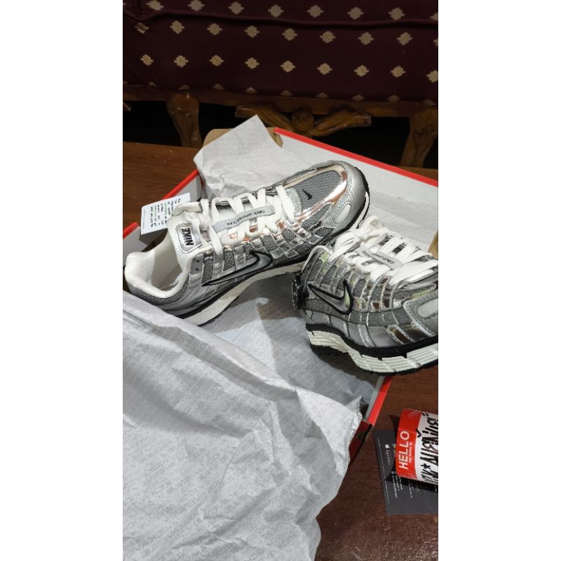 NIKE P-6000