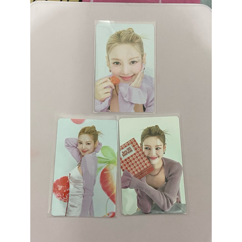Hyoyeon SNSD Season Greeting 2025 Photocard PC