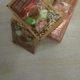 

kopi top kedai100,%(C)