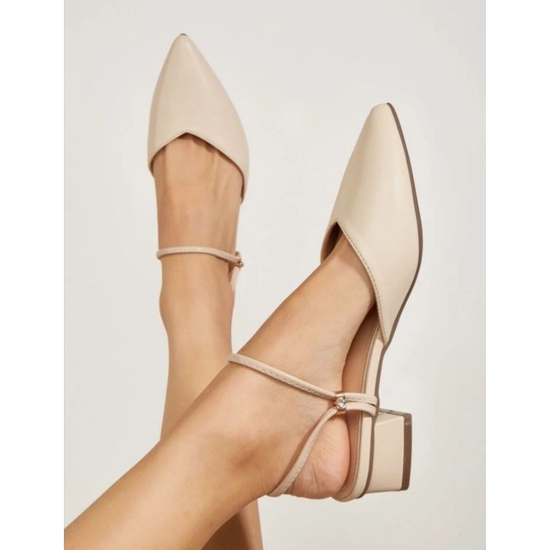 Erosix Sepatu Heels Wanita Slingback Hak tahu 3 cm ujung langcip Cream Kerja & Kasual