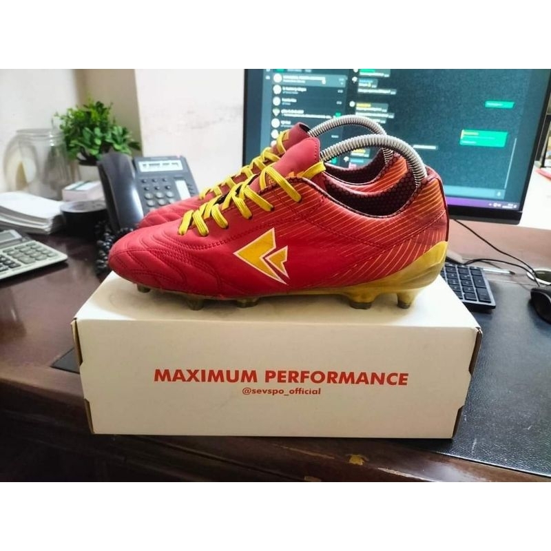 sevspo Zoro lea kulit FG 41