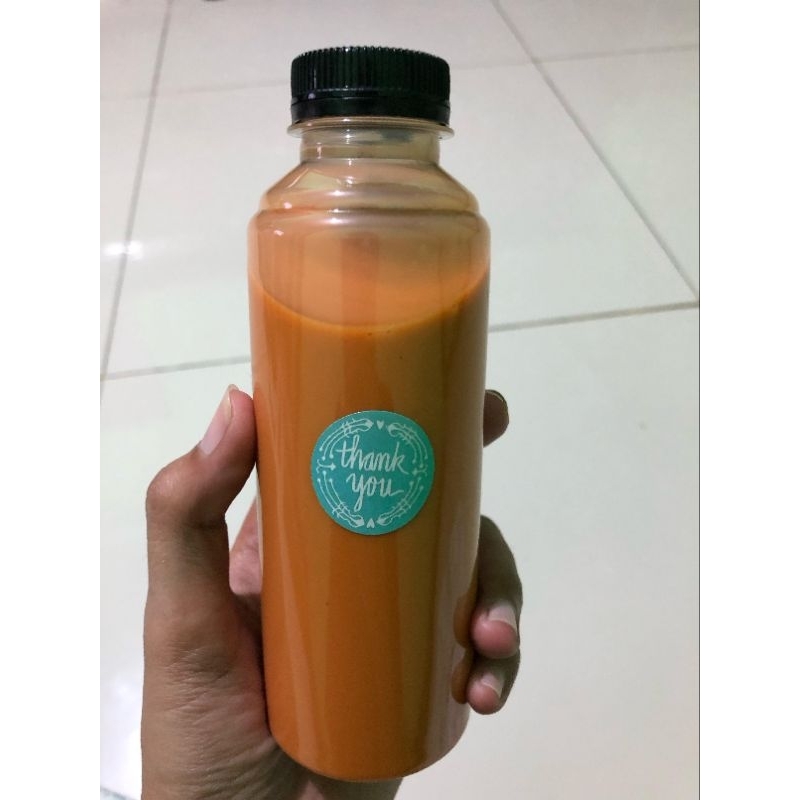 

Minuman Thaitea segar ukuran botol 250ml
