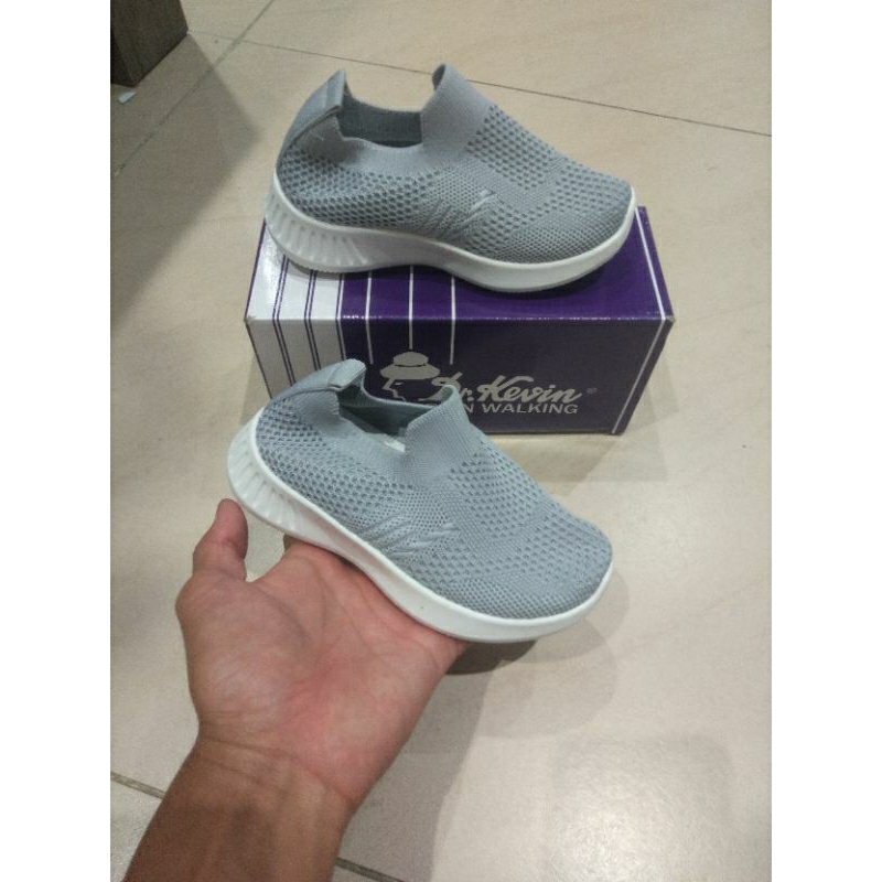 389-023 SEPATU SNEAKERS ANAK PEREMPUAN TERBARU DR KEVIN SHOES