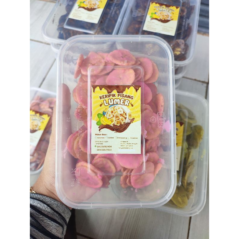

Keripik Pisang Lumer 125GR varian Strawberry