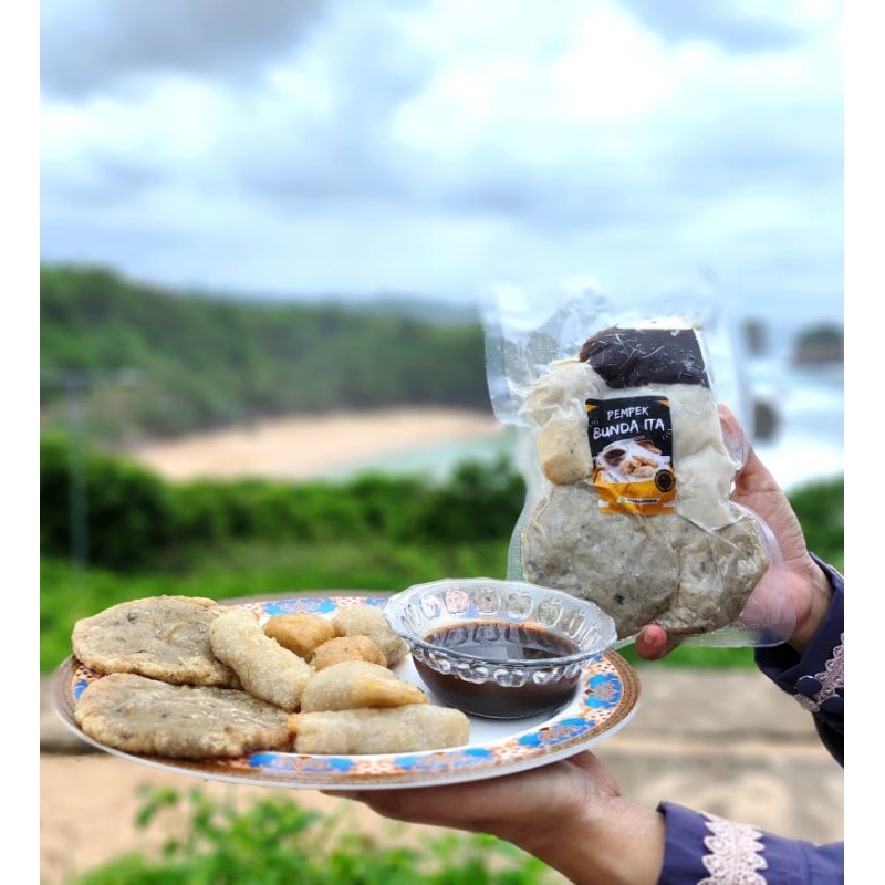 

PEMPEK BUNDA ITA ASLI PALEMBANG