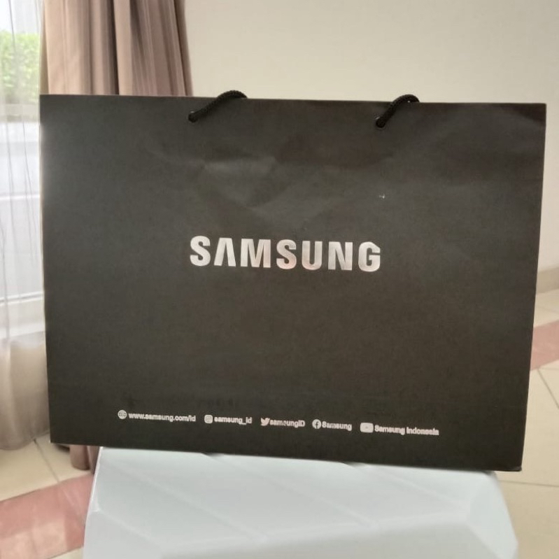 

Samsung paper bag kantong kado