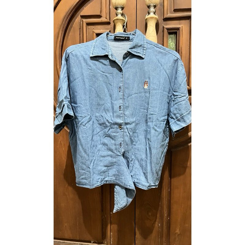 Preloved Tshirt Kemeja HUSH PUPPIES