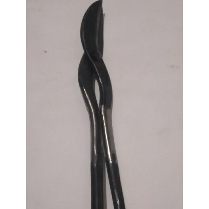 

ready gunting plat bengkot untuk plat 0,8 ml