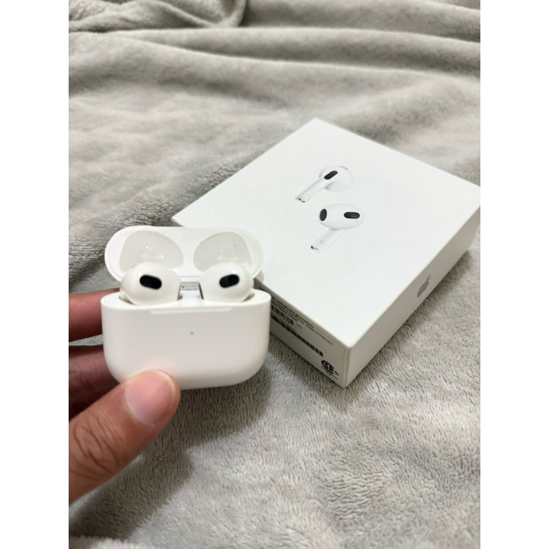 Airpods Gen 3 with Magsafe Charging Case (second)