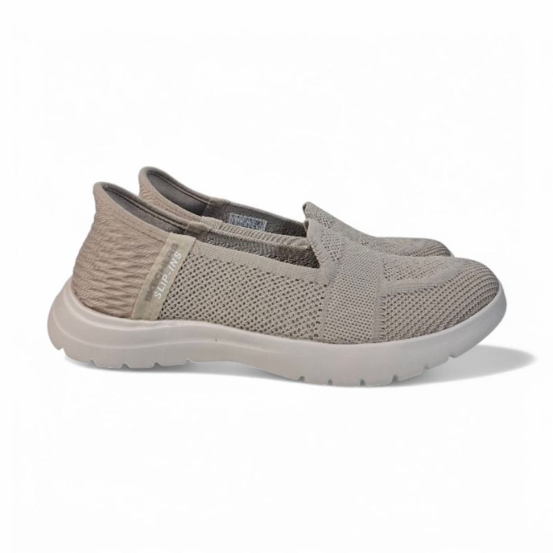 Skechers Slip Ins On The Go / Sepatu Skechers Wanita Slip On