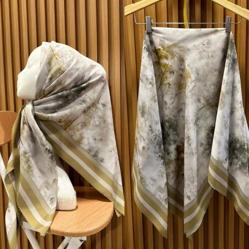 HIJAB SEGIEMPAT VOAL MOTIF POHON KECIL ABU LIS LEMON TUA OLIVE DENIM