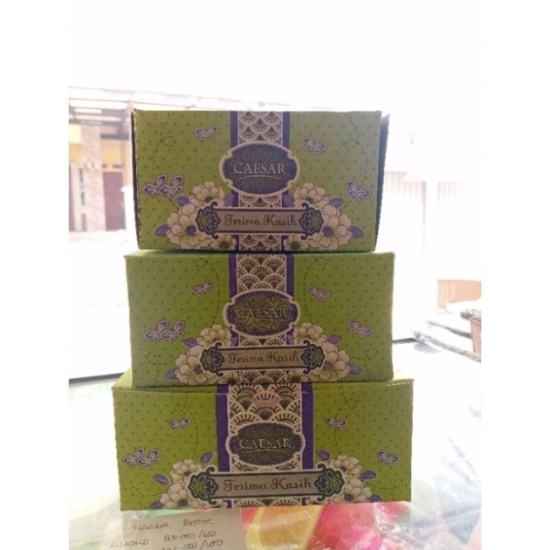 

Dus Snack Batik Caesar Perpack isi 100 pcs