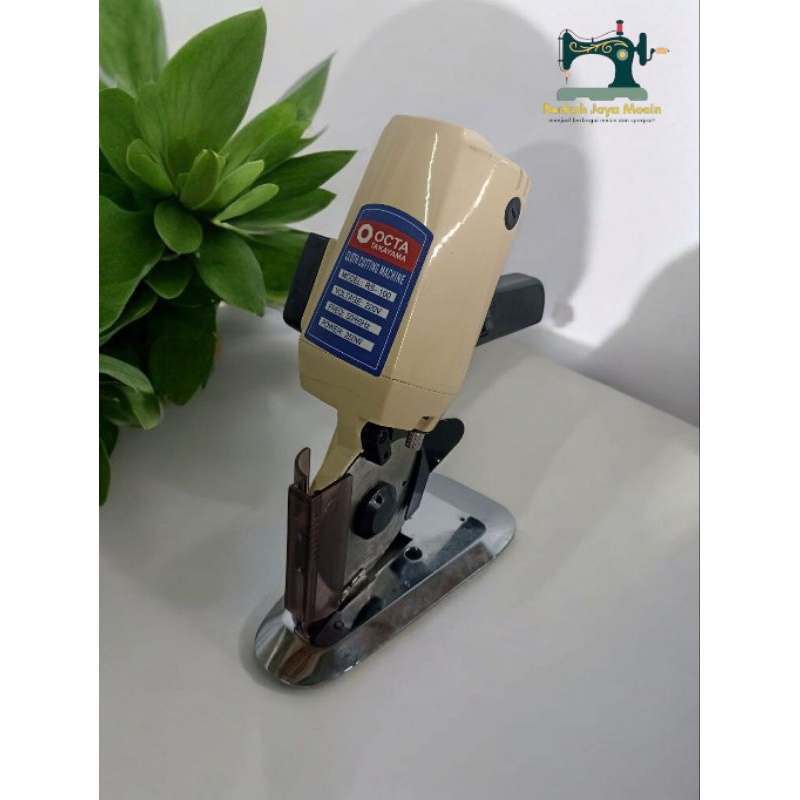 MESIN POTONG KAIN OCTA TAKAYAMA RS-100