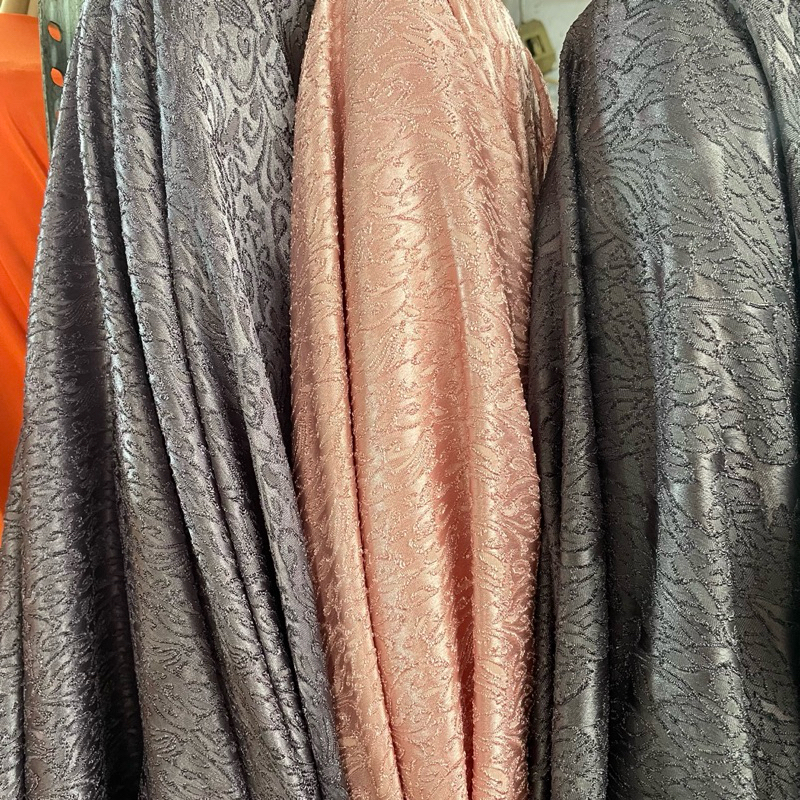 kain silk jaguard embos - kain satin jaguard silk motif bunga - kain satin jaguard style premium - b