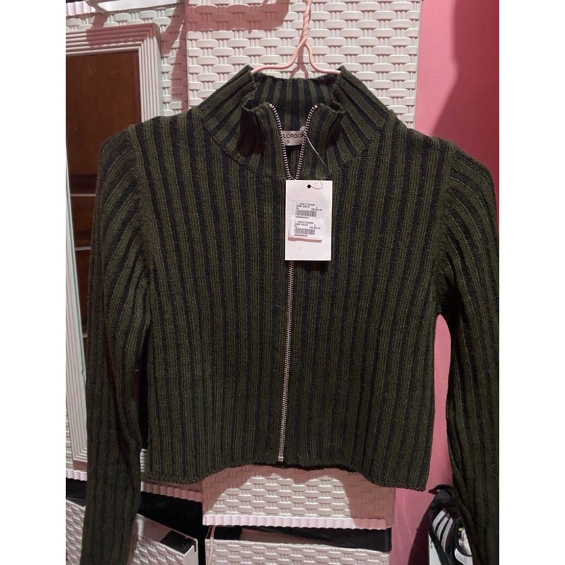 Zip up long sleeve top colorbox